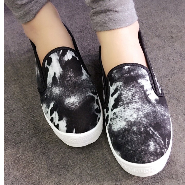 Giày slip on Koin họa tiết beo xám VV17