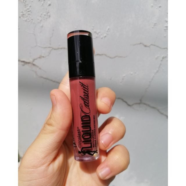 Son Wetnwild màu Give me mocha