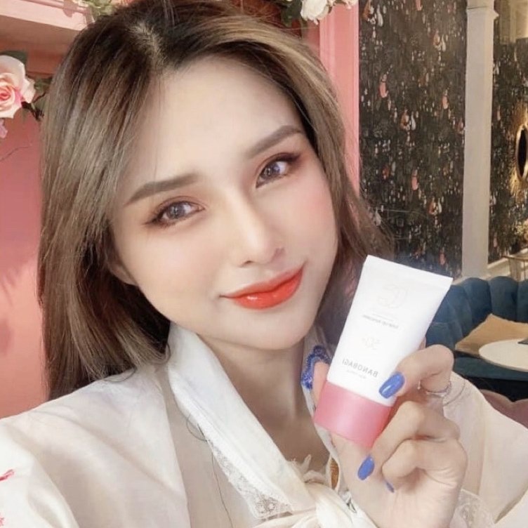 Kem Chống Nắng Calming Care Tone Up Sun Cream Banobagi