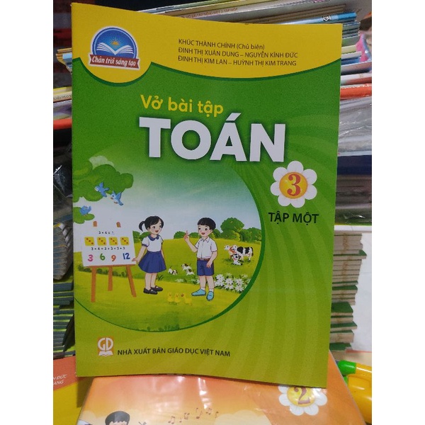Toys, Vở bài tập toán 3 tập 1 kèm 2 cây bút hình