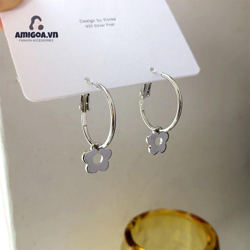 ✨✨Bông Tai Hình Tròn Thiết Kế Đục Lỗ Họa Tiết Hoa Nhỏ Xinh Xắn Thời Trang