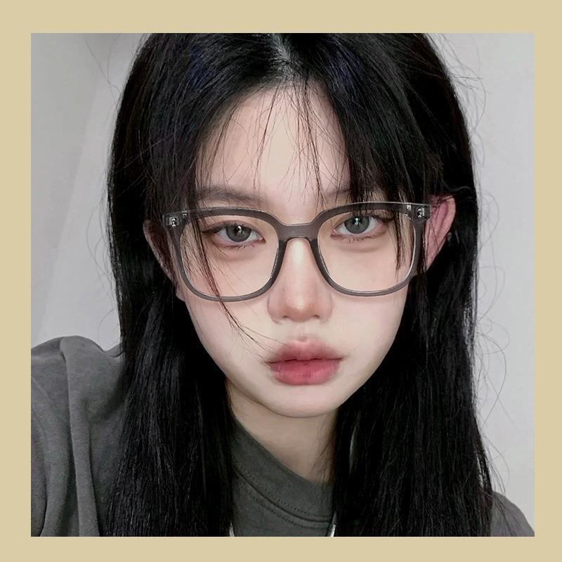 Kính Form vuông Nam Nữ 595 tròng trắng nhỏ xinh Chất liệu nhựa hàn quốc