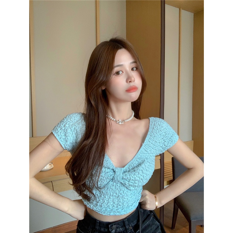 QKOOLE  Áo Croptop Xếp Ly Cổ Chữ v Thắt Nơ Phong Cách Hàn Quốc Cho Nữ