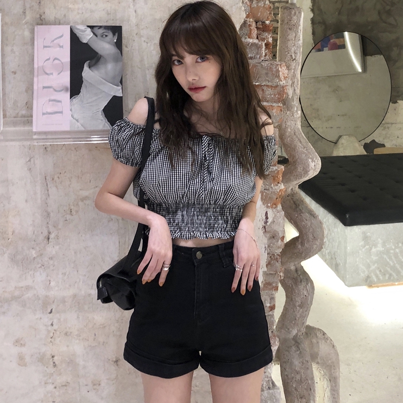 Áo Croptop Cổ Sơ Mi Kẻ Sọc Caro Trắng Đen Phong Cách Retro Hàn Quốc