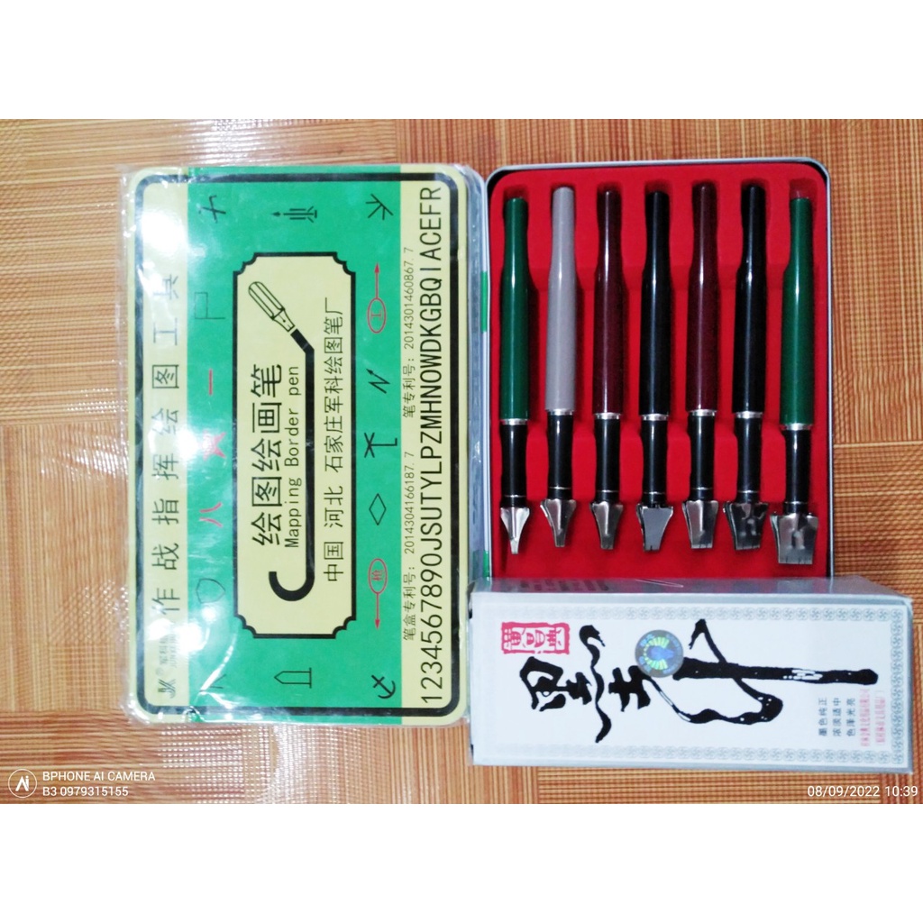 Hộp bút vẽ tham mưu