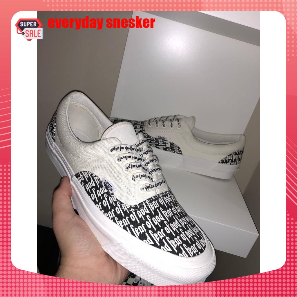 Giày thể thao nam nữ 𝗩𝗮𝗻𝘀 Fog trắng đen in chữ Fear Of God - đế màu kem Full Box