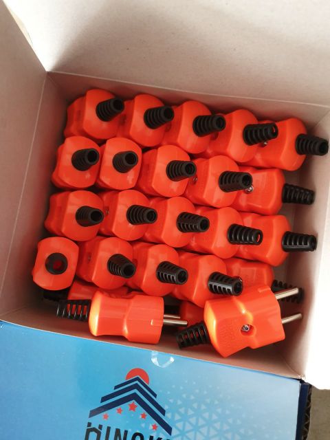 Phích cắn siêu chịu tải 3000W