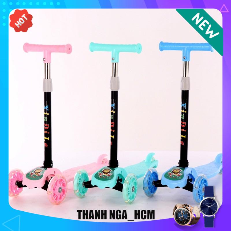 Xe trượt Scooter 3 bánh có bánh xe phát sáng (XE TRƯỢT SCOOTER (NHỰA) THĂNG BẰNG 3 BÁNH PHÁT SÁNG MẪU MỚI 2021 )1180