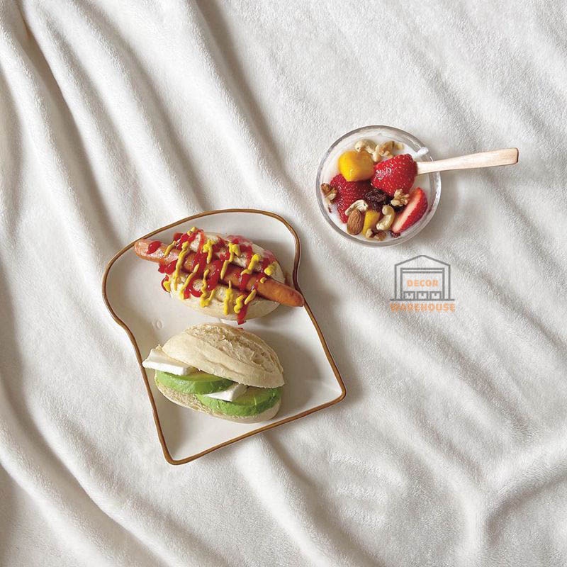 [BÁN SỈ] Dĩa sứ trắng hình bánh SANDWICH viền nâu, đĩa đựng thức ăn, bánh mì trang trí xinh xắn giá rẻ