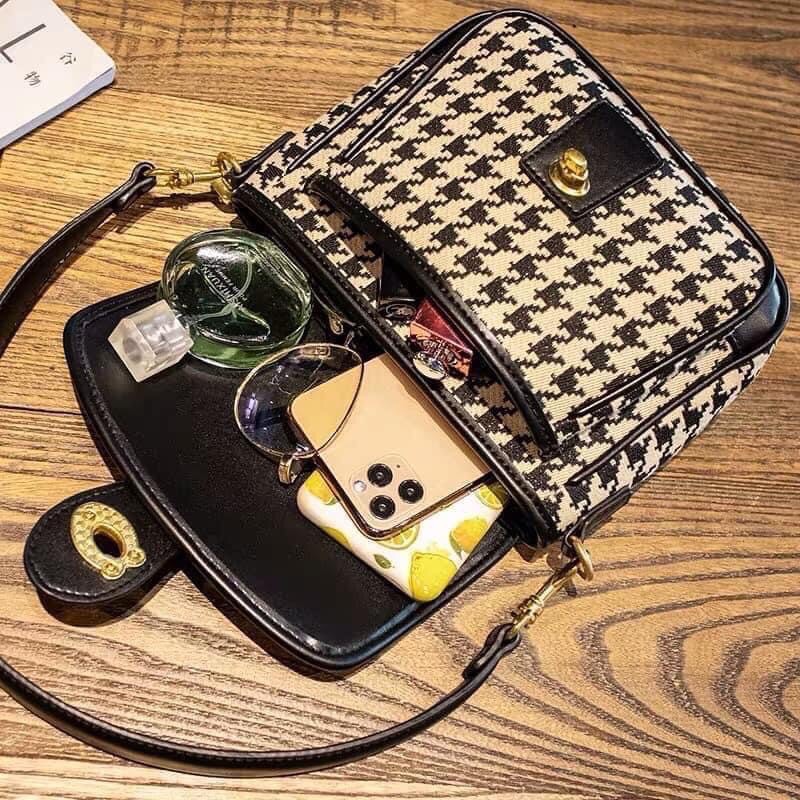 Túi vintage xinh lắm nè