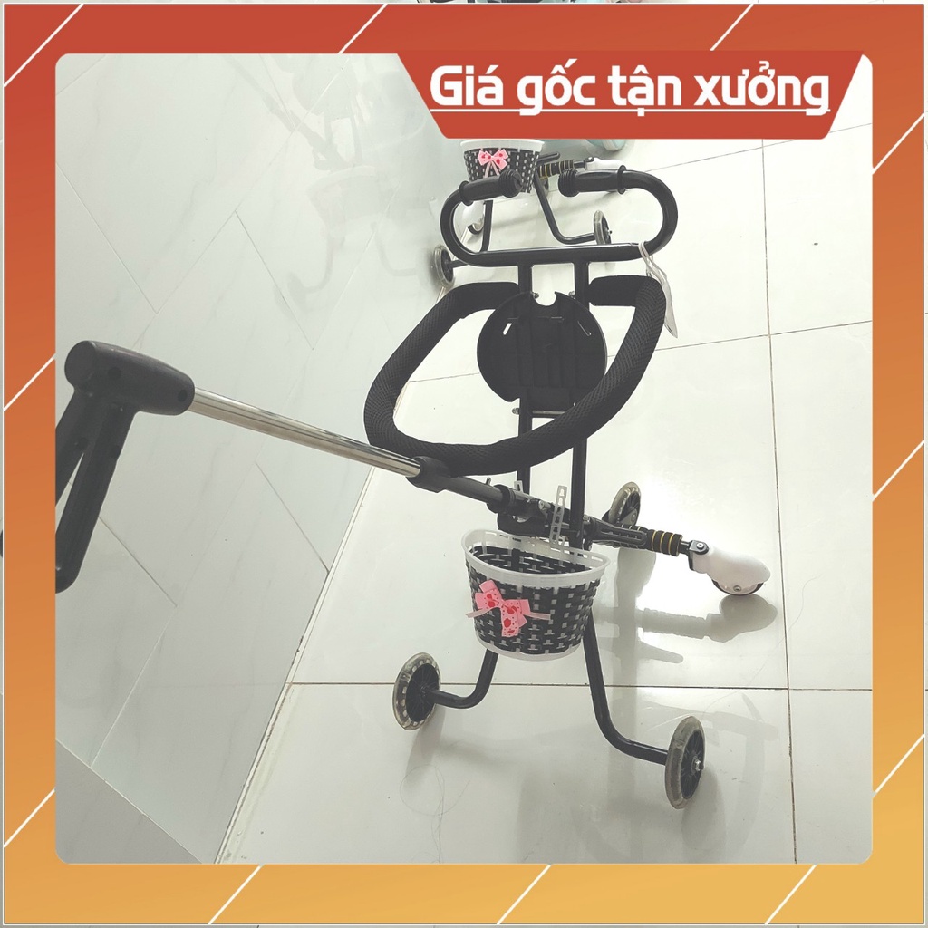 Xe đẩy 5 bánh gấp gọn thông minh cho bé có thể xếp gọn