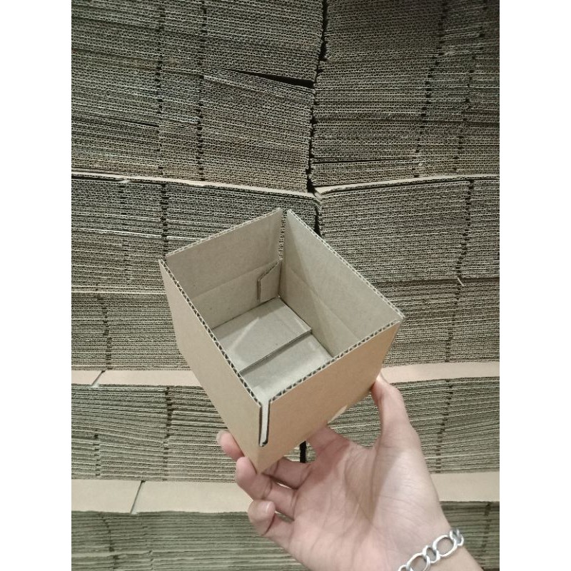 12x10x5 Hộp carton đóng hàng 3 lớp giá tại xưởng, mua buôn liên hệ