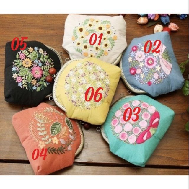 Set gương thêu dễ thương