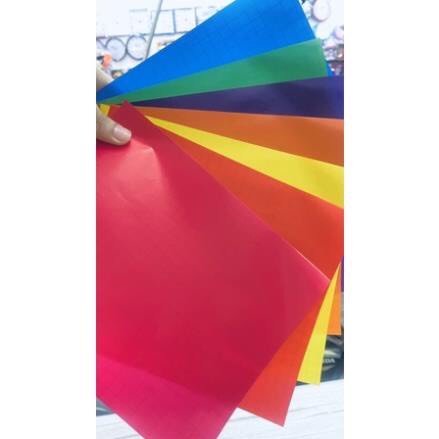 Giấy thủ công có keo ( 1 xấp )