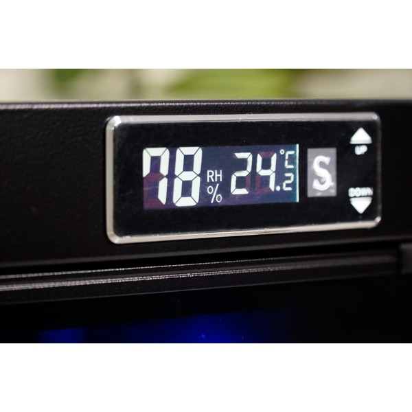 Tủ chống ẩm máy ảnh 40 Lít FujiE DHC040 nhập khẩu CN Nhật Bản chính hãng, tủ hút ẩm 40L hai ngăn tiết kiệm điện