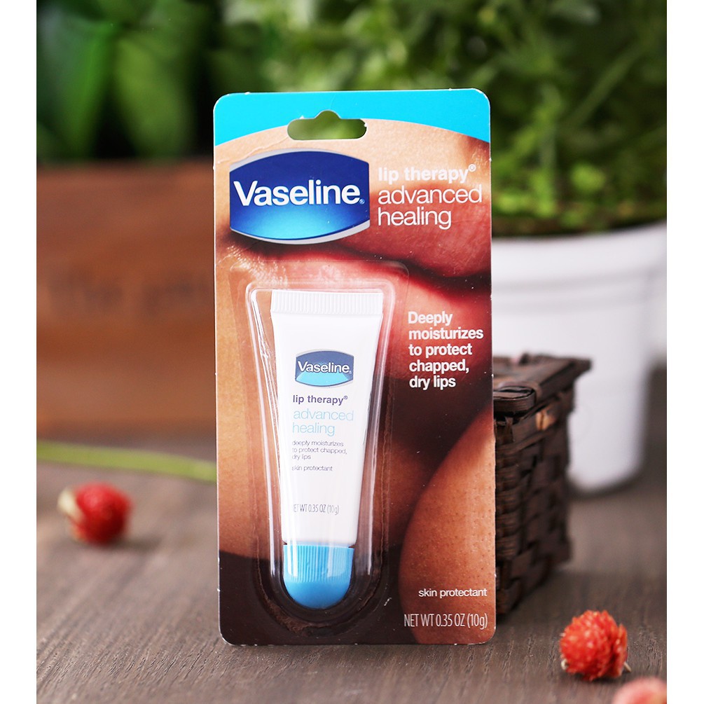 VASELINE DẠNG LĂN MÔI DƯỠNG ẨM HIỆU QUẢ