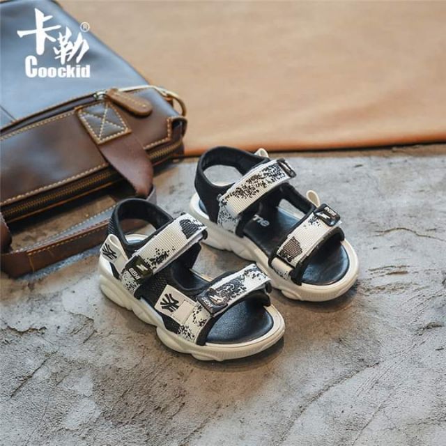 Sandal....giày bé