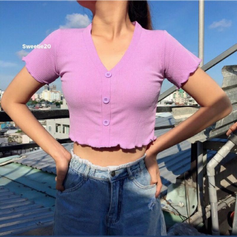 Áo Croptop Đính 3 Nút