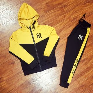 Bộ thể thao umi NY