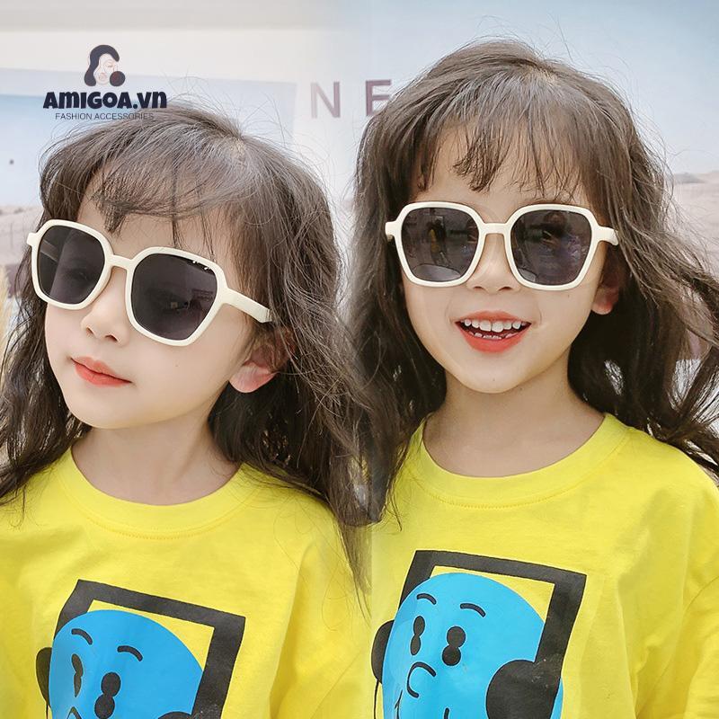 ✨✨Kính Chống Nắng / Tia UV Bằng Silicone Thời Trang Dành Cho Trẻ Em