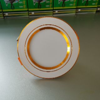 Đèn Led âm trần  viền vàng 7w
