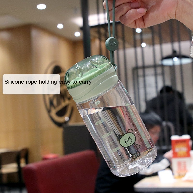 Bình nước thể thao bằng nhựa trong suốt đơn giản và nhỏ gọn cho nữ