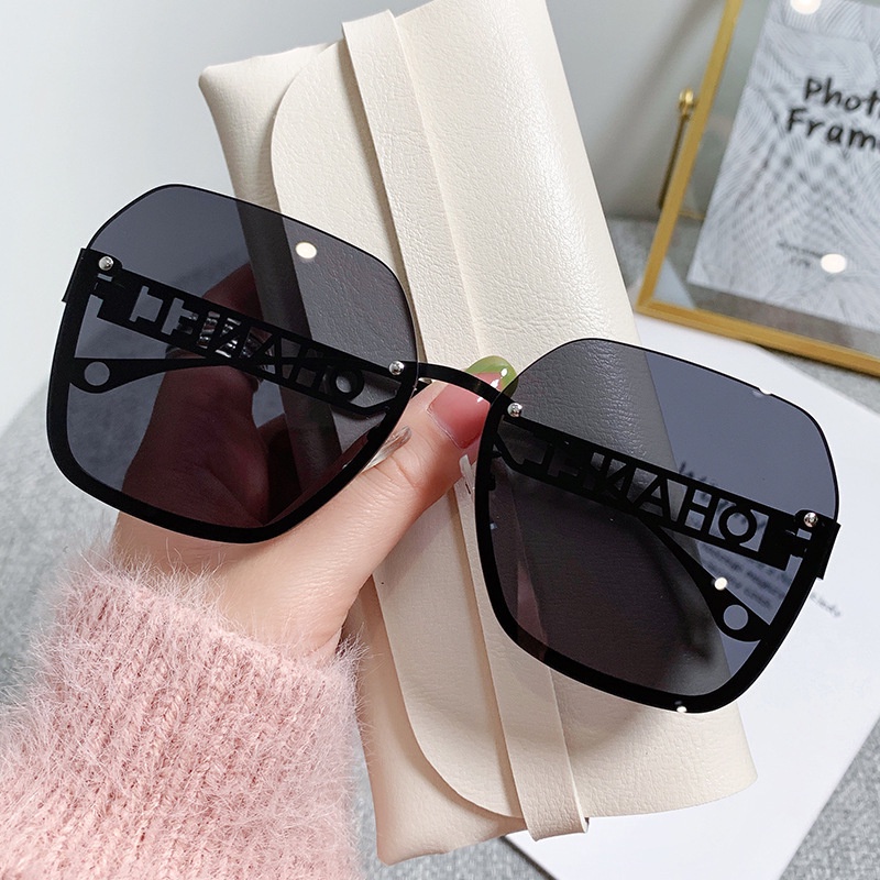 Kính Mát Gọng Kim Loại Tròng Chữ Cái Không Viền Màu Gradient Thời Trang Hàn Quốc