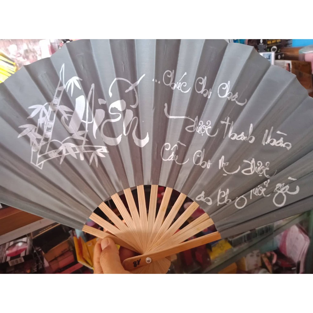 Quạt vải chữ thư pháp khổ 21*40