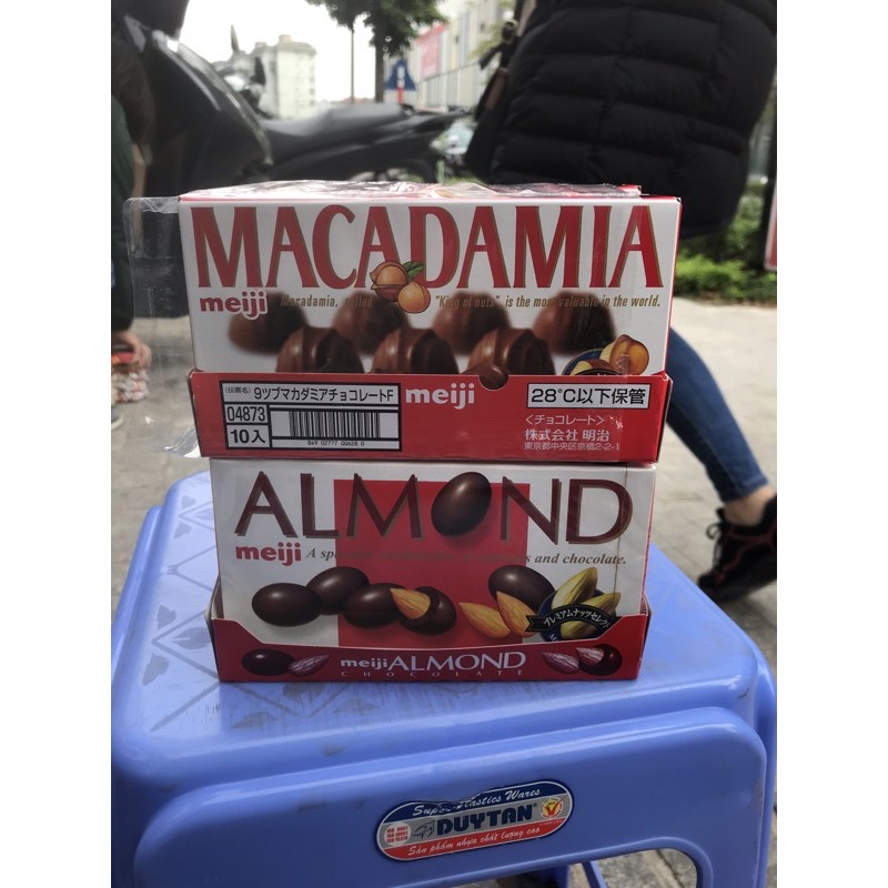 Sô-cô-la meiji hạnh nhân hàng nhập khẩu chính hãng