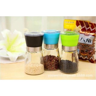 Máy xay tiêu cầm tay tiện dụng