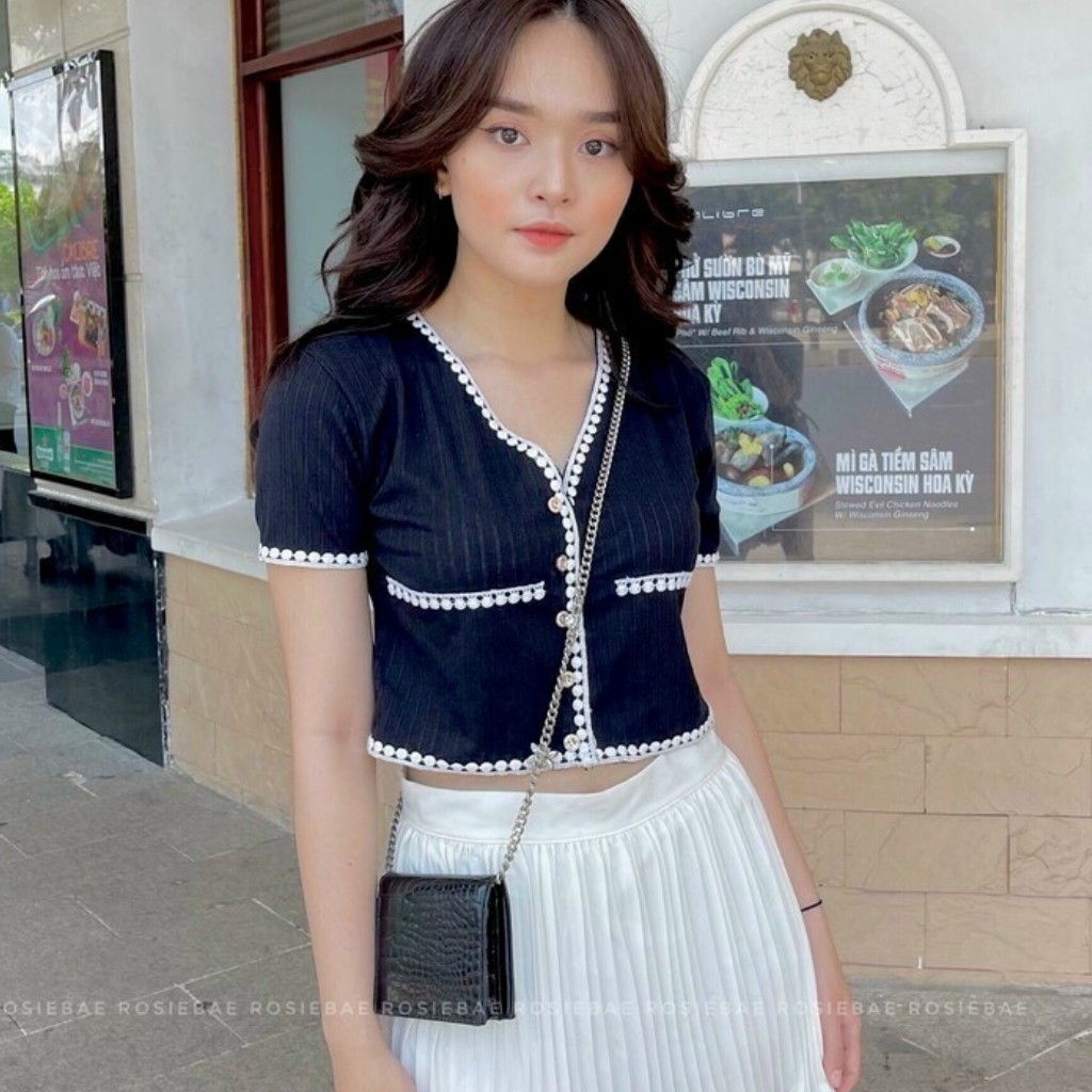 Áo Kiểu Nữ Cổ V Ngắn Tay GenY Áo Croptop Nữ Kiểu Sơ Mi Chất Len Tăm Mềm Mịn | BigBuy360 - bigbuy360.vn