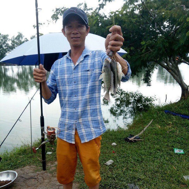 Tinh mùi câu cá rô phi chai 60ml yuhoo, dùng làm thính dụ mồi nhử rô phi lưỡi đơn câu đài câu tay ở sông ao hồ đập