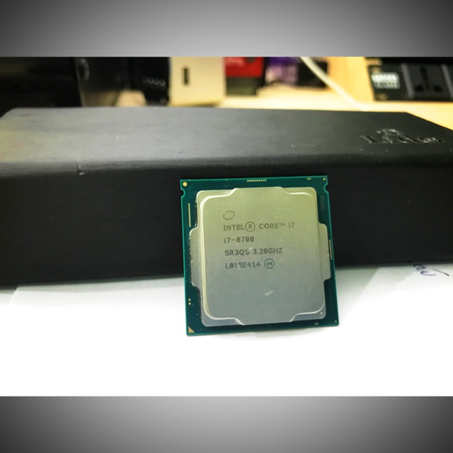 Intel Core i7 8700 / 12M / 3.2GHz / 6 nhân 12 luồng