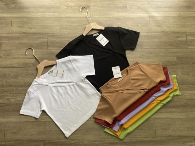 [Mã FAMAYWA giảm 10K đơn 50K] [Ảnh thậtVideo cận chất] Áo thun croptop hở ngực | BigBuy360 - bigbuy360.vn