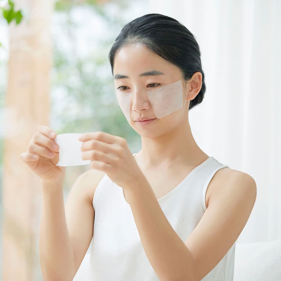 Nước Hoa Hồng Ý Dĩ Hatomugi, Toner Hạt Ý Dĩ Hatomugi Naturie Skin Conditioner 500ml Nhật Bản | BigBuy360 - bigbuy360.vn