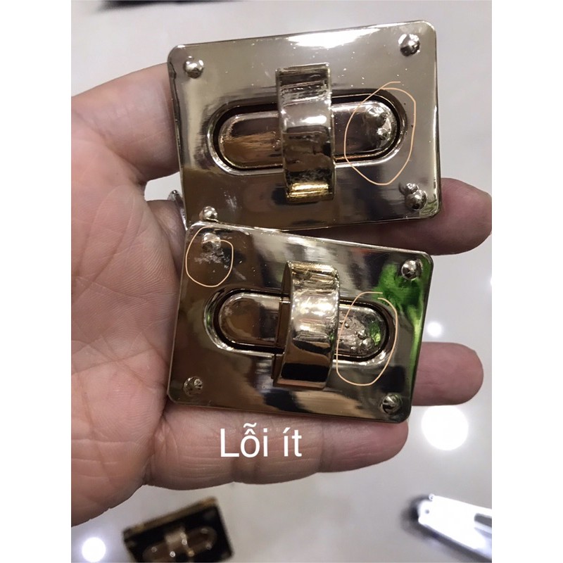 Khoá xoay sale lỗi