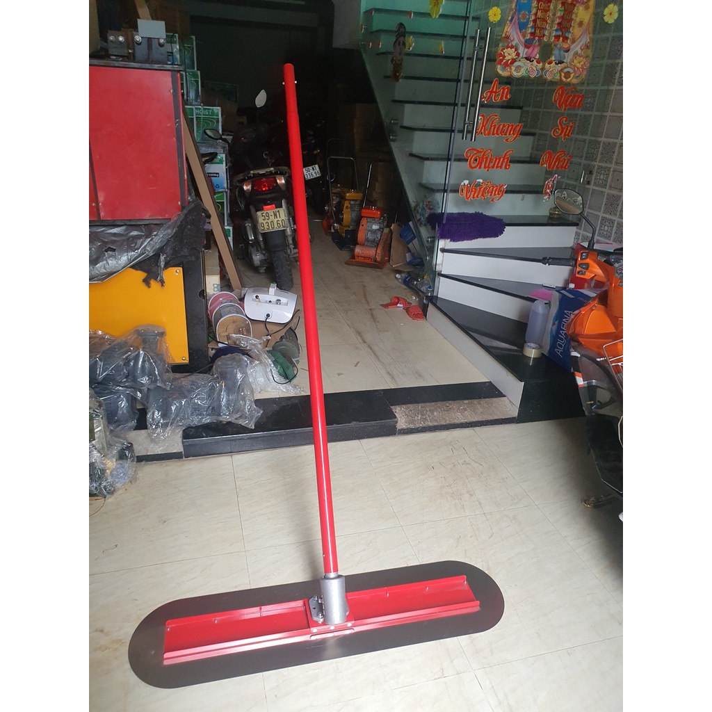 Thước gạt bê tông cầm tay