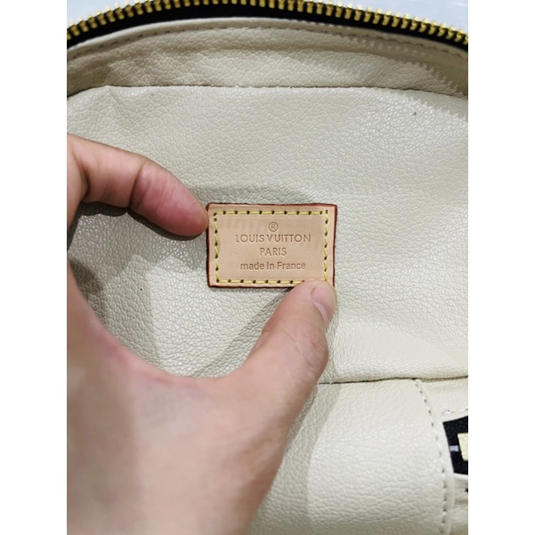 Túi xách da thật dáng cốp size mini, xách đi chơi, đi tiệc hay để mỹ phẩm đều được ạ!