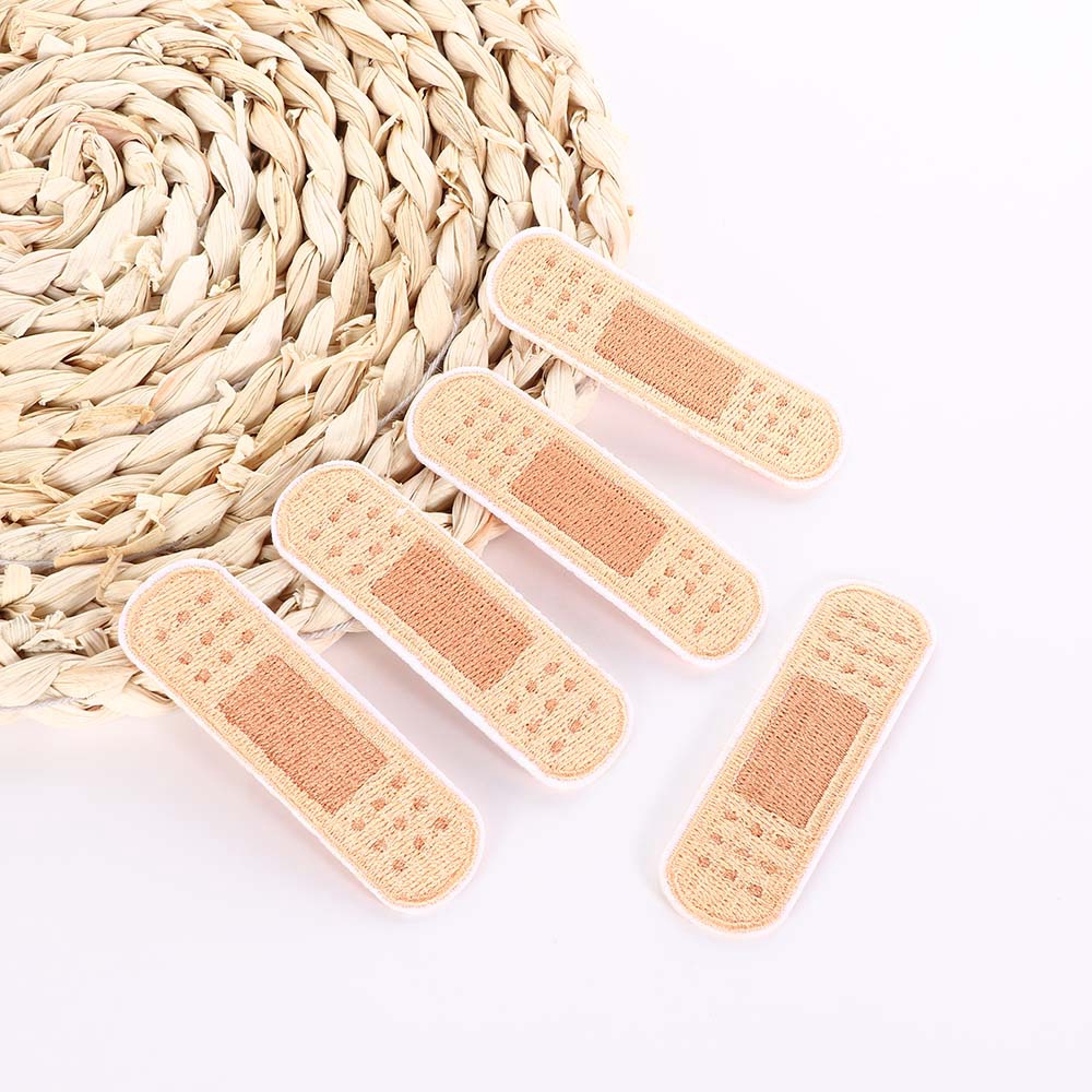 Sticker Ủi Thêu Hình Băng Cá Nhân Dễ Thương