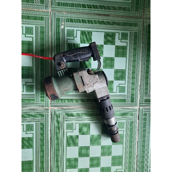 máy đục bê tông