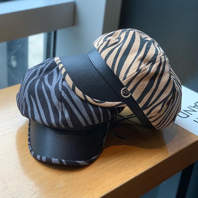Nón Beret Họa Tiết Ngựa Vằn Đính Đá Thời Trang Retro Anh Quốc