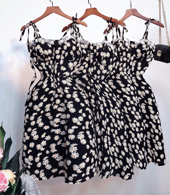 [ Mã FAMAYWA2 giảm 10K đơn 50K] Đầm hoa cúc ren ngực siêu hot 2020 - freesize dưới 55kg- Carotshop | BigBuy360 - bigbuy360.vn