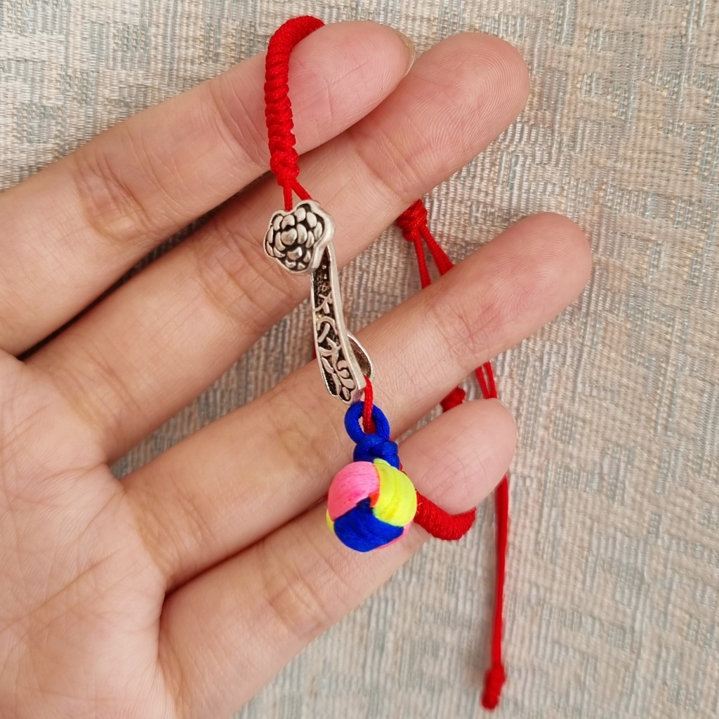 Vòng Tay EBI Charm Chỉ Màu Ngũ Sắc Dây Rút Đỏ May Mắn Bình An