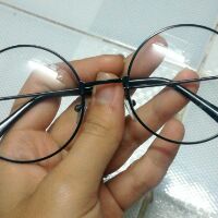Kính ngố Nobita