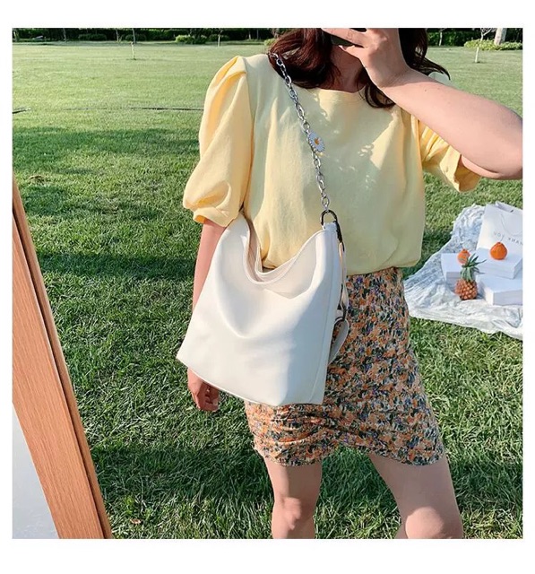 HÀNG MỚI VỀ  FREESHIP 50K 𝑻𝒖́𝒊 đ𝒆𝒐 𝒄𝒉𝒆́𝒐 𝒏𝒖̛̃ 𝒉𝒐𝒂 𝒄𝒖́𝒄 𝒕𝒖́𝒊 𝒕𝒐𝒕𝒆 𝒉𝒐𝒕 2020