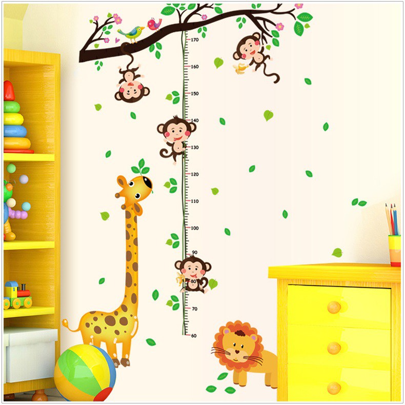 Decal dán tường Thước đo khỉ con đu dây