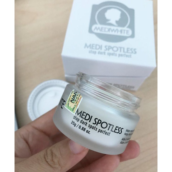 [KÈM QUÀ TẶNG] Kem làm mờ vết thâm mụn Medi White Spotless Acnes