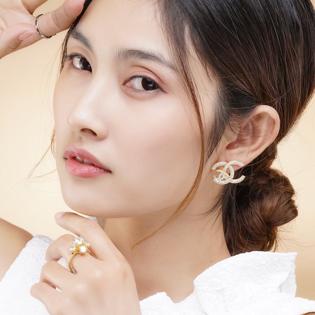 Bông tai nữ UHA mạ vàng 18K , đính kim cương nhân tạo B960147-125