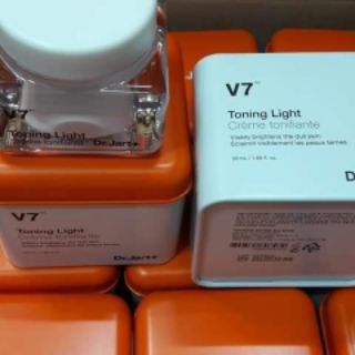 KEM V7 Toning Light - MẪU MỚI