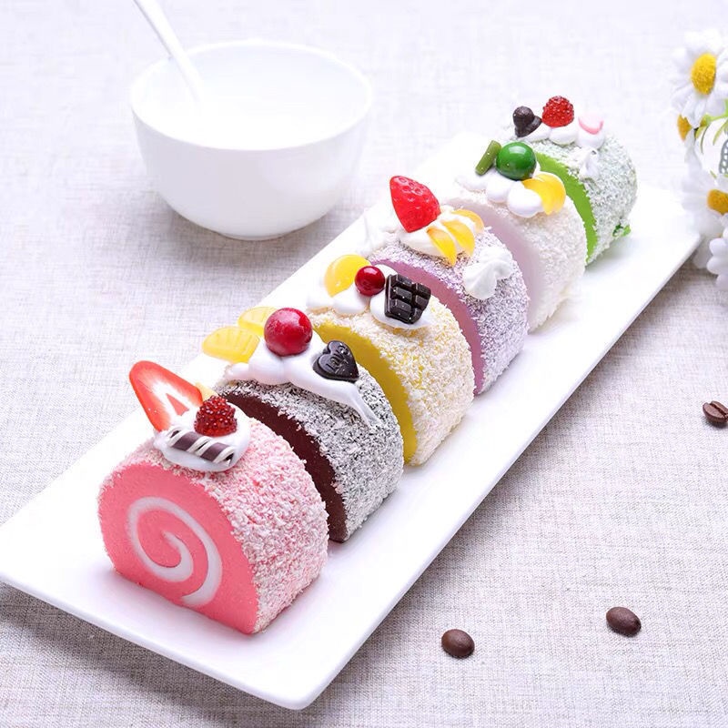 Mô Hình Bánh Kem Có Nhạc Sống Động Dùng Trang Trí Nhà Cửa